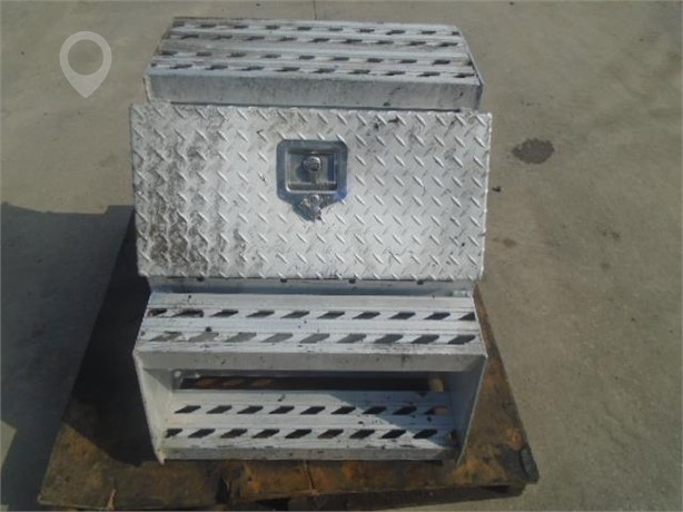 TOOL BOX Used Tool Box Truck / Trailer Components for sale