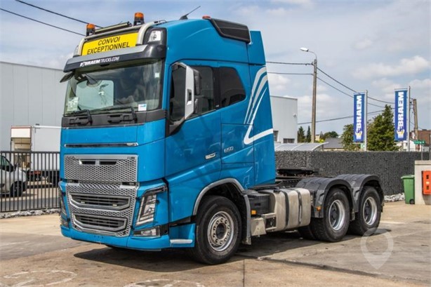 2015 VOLVO FH16 Used Tractor with Sleeper for sale