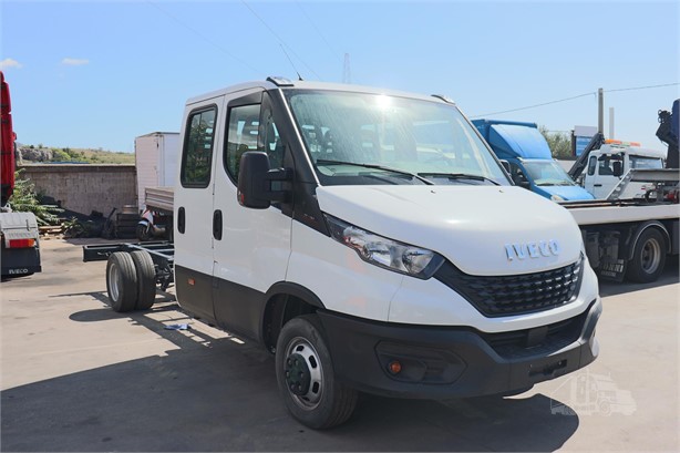 2017 IVECO DAILY 35-180