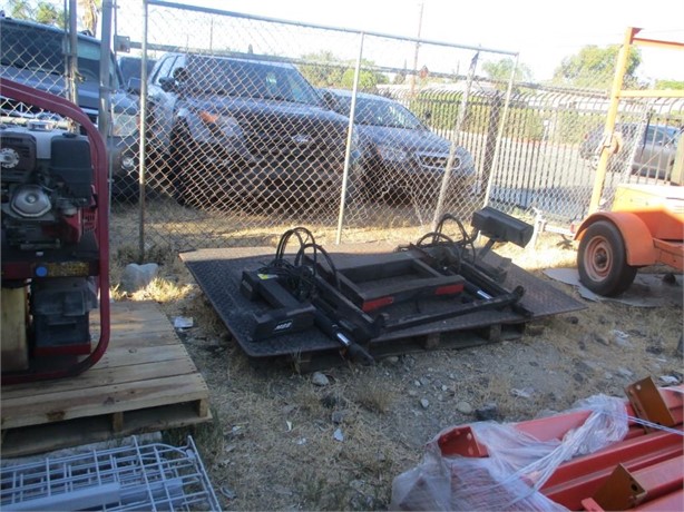 LIFT GATE 2000LBS Used Lift Gate Truck / Trailer Components auction results