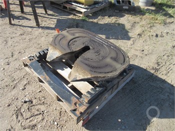 FIFTH WHEEL PLATE SEMI SLIDING Used Other Truck / Trailer Components auction results