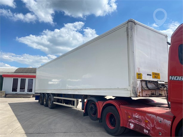 2004 SDC 13.6 m Used Box Trailers for sale