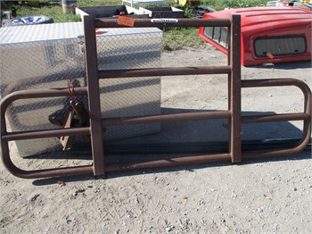 RIGGAURD SEMI GRILL GUARD Used Grill Truck / Trailer Components auction results