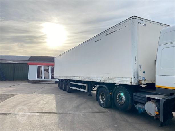 2009 MONTRACON 13.6 m Used Box Trailers for sale