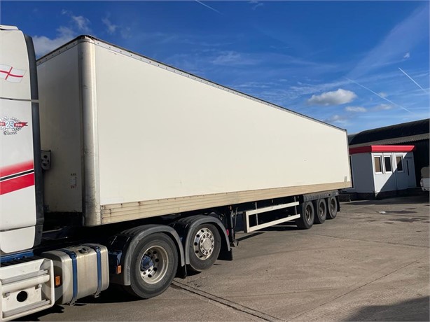 2010 MONTRACON 13.6 m Used Box Trailers for sale