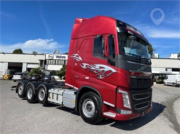 2015 VOLVO FH540 Used Chassis Cab Trucks for sale