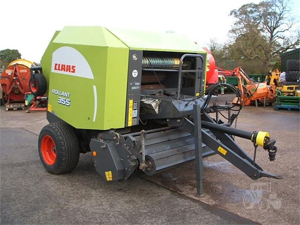 2008 CLAAS ROLLANT 355RC