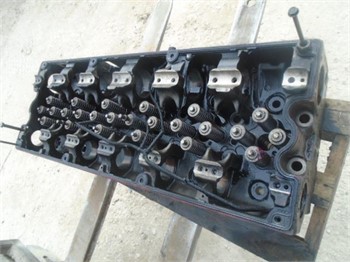 2005 CUMMINS ISX DIESEL ENGINE Used Cylinder Head Truck / Trailer Components for sale