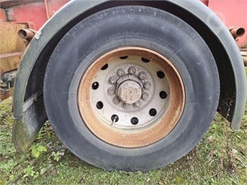 2000 GIANT 19.5 INCH - 10 BOLTS Used Axle Truck / Trailer Components for sale