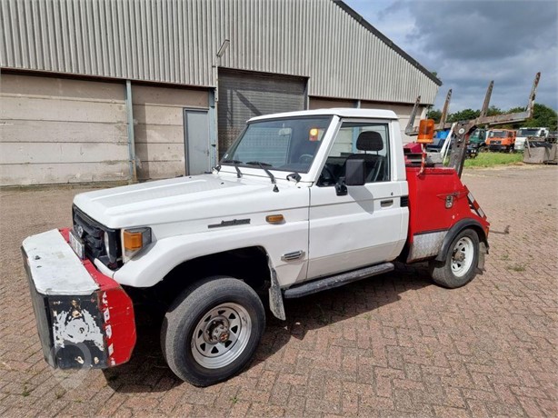 1995 TOYOTA LANDCRUISER Used Recovery Vans for sale
