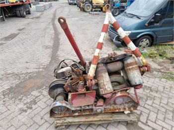 VOLVO 20T LIER Used Other Truck / Trailer Components for sale