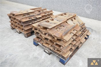 CATERPILLAR TRACKSHOES D9T/D9R Used Other Truck / Trailer Components for sale