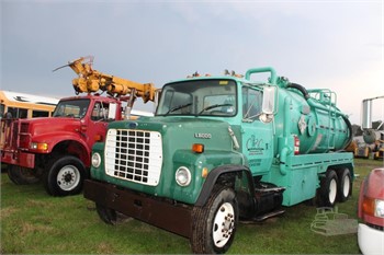 FORD LNT8000 Tank Trucks Auction Results