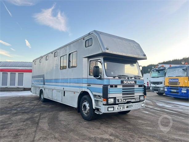 1990 SCANIA P93M230 Used Horse Box Trucks for sale