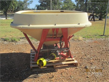 VICON PS1653 Used 3PL / Three Point Linkage Dry Fertiliser Spreaders for sale