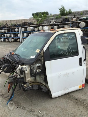 2006 GMC C8500 Used Cab Truck / Trailer Components for sale