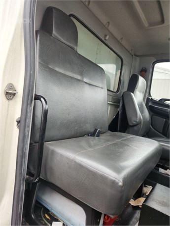 2014 HINO 338 Used Sitz LKW- / Anhängerkomponenten zum verkauf