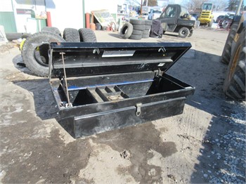 CONTRACTOR TOOL BOX HEAVY METAL WITH TRAY Used Tool Box Truck / Trailer Components auction results