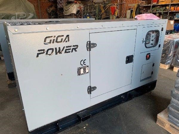 2022 GIGA POWER LT-W30GF