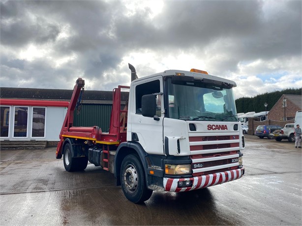 2003 SCANIA P94D230 Used Skip Loaders for sale