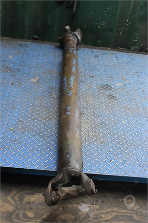 1996 PETERBILT 379 Used Drive Shaft Truck / Trailer Components for sale