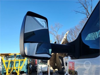 2013 FORD F750 Used Glass Truck / Trailer Components for sale
