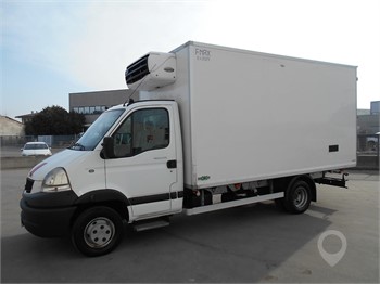 2008 RENAULT MASCOTT 150 Used Box Refrigerated Vans for sale