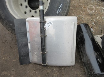 QUARTER FENDER ONE FENDER New Other Truck / Trailer Components auction results
