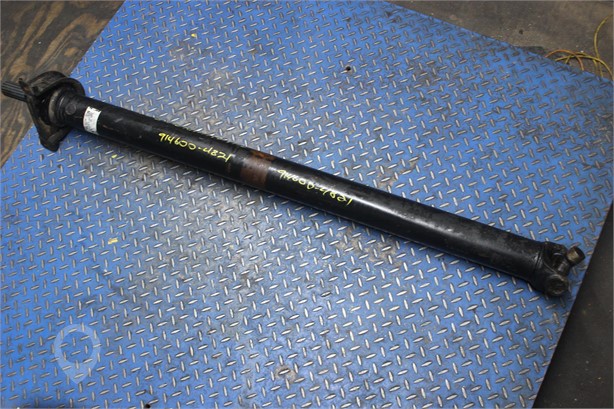2005 INTERNATIONAL 4200 Used Drive Shaft Truck / Trailer Components for sale