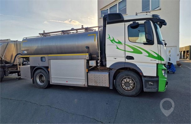 2015 MERCEDES-BENZ ACTROS 1848 Used Food Tanker Trucks for sale