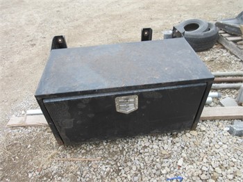 UNDER RAIL TOOL BOX METAL Used Tool Box Truck / Trailer Components auction results