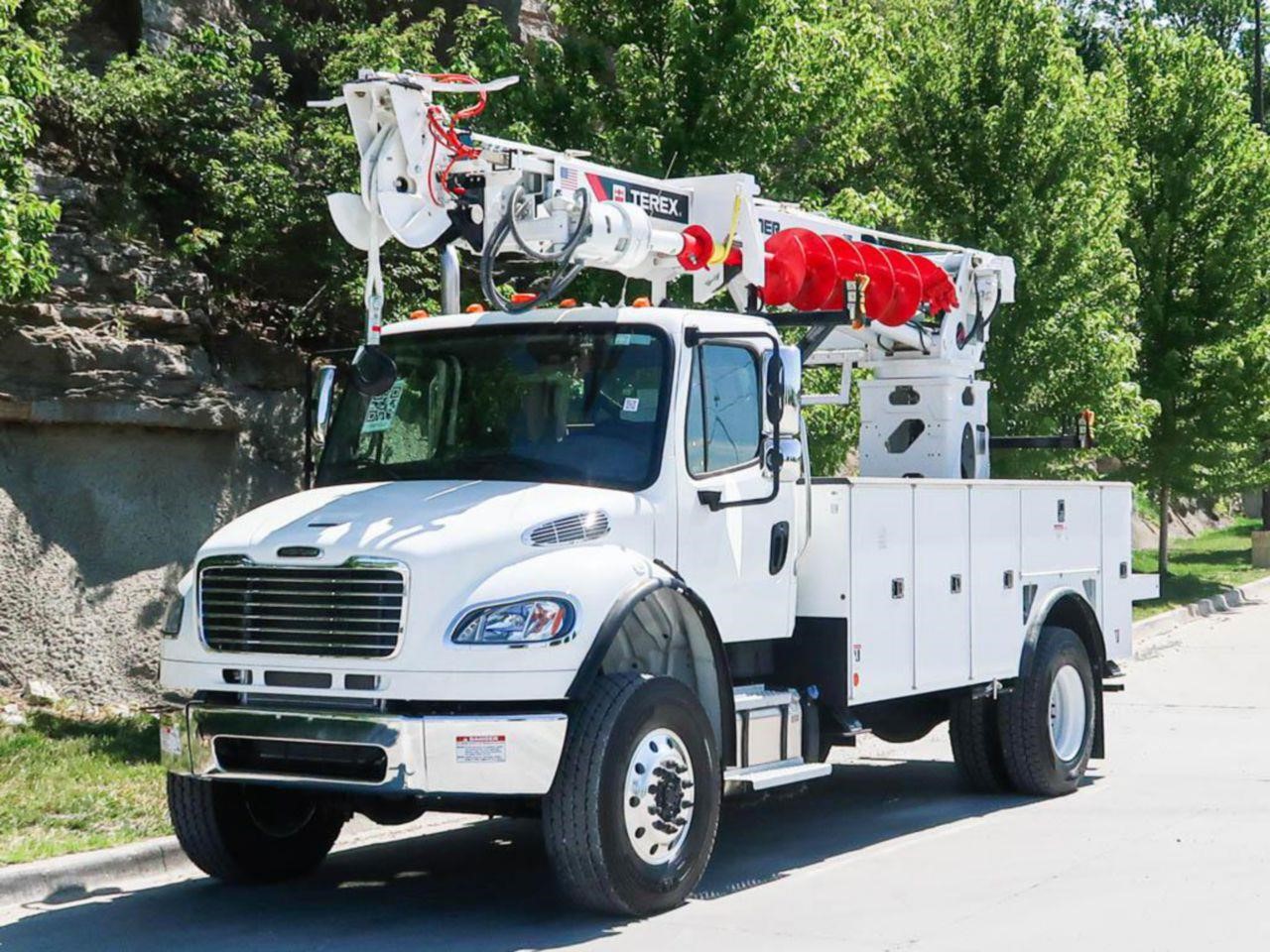 A 2026 Terex Commander 4047 truck-mounted hole borer crane.