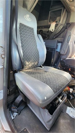2016 MACK CXU613 Used Sitz LKW- / Anhängerkomponenten zum verkauf