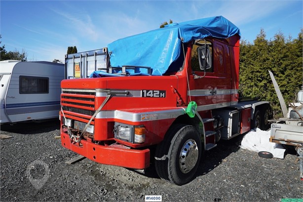 1981 SCANIA T142H Used Tractor with Sleeper for sale