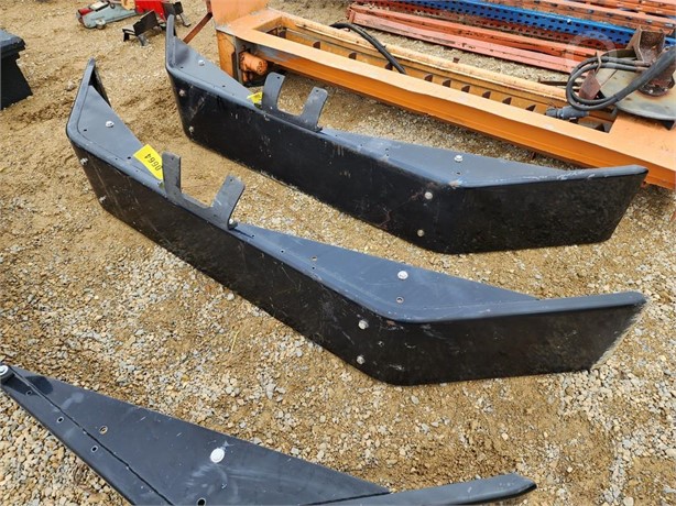 STEEL SEMI TRACTOR BUMPER Used Bumper Truck / Trailer Components auction results