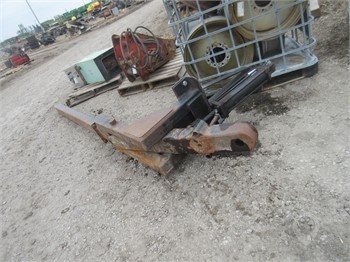 HYDRAULIC BOOM Used Other Truck / Trailer Components auction results