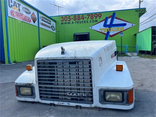 2006 MACK CH Used Bonnet Truck / Trailer Components for sale