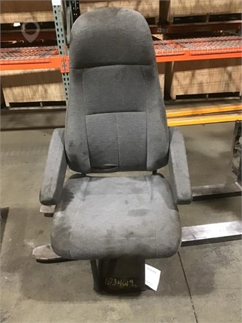 2010 FREIGHTLINER CASCADIA Used Seat Truck / Trailer Components for sale