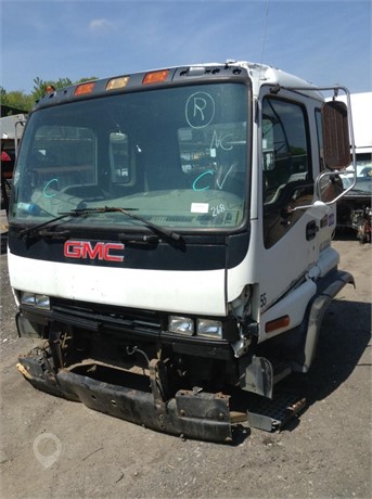 2001 GMC T7500 Used Cab Truck / Trailer Components for sale