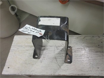 SPARE TIRE BRACKET UNIVERSAL Used Wheel Truck / Trailer Components auction results