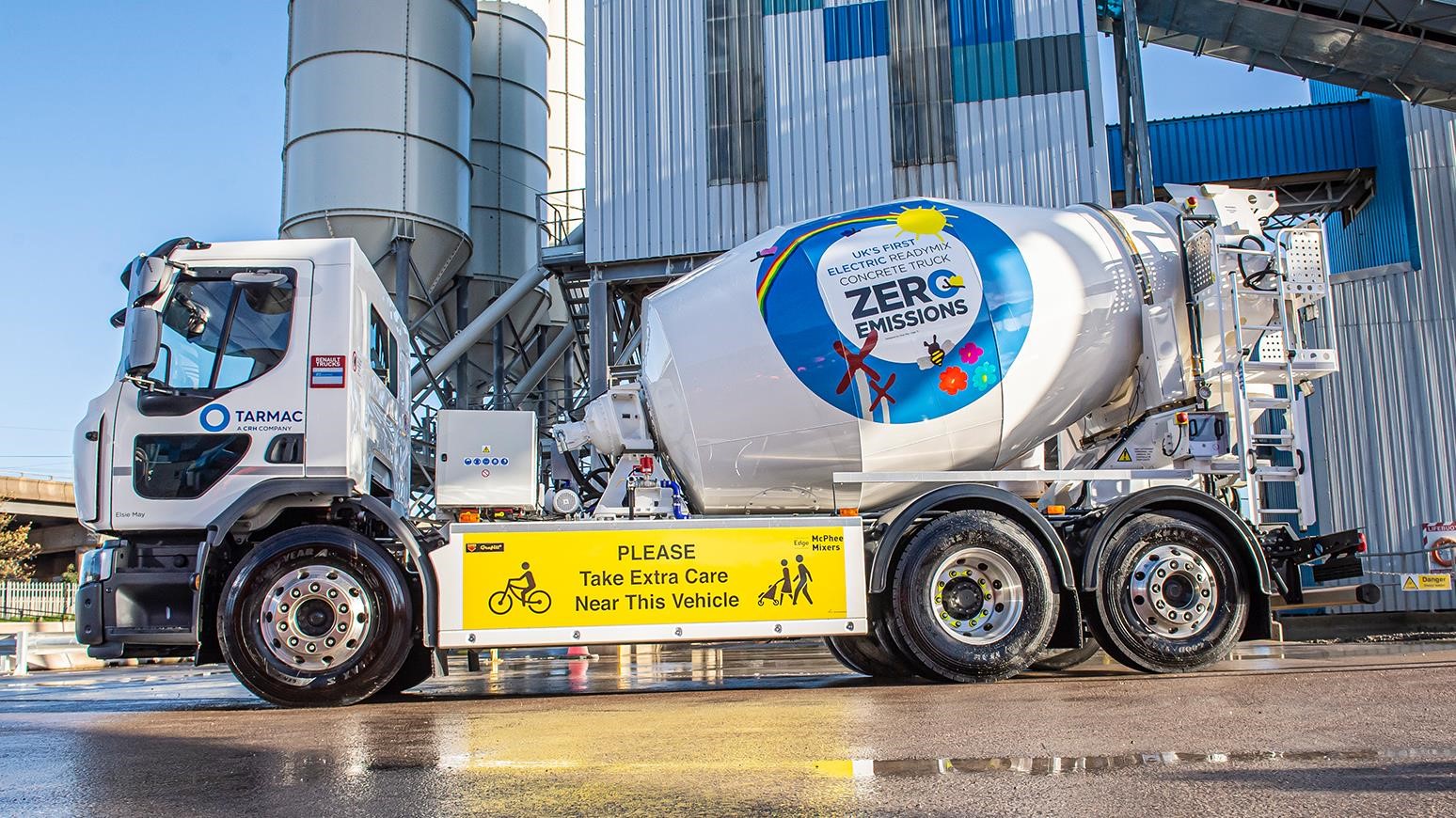 First Of Its Kind: Renault Trucks’ New, All-Electric Concrete Mixer