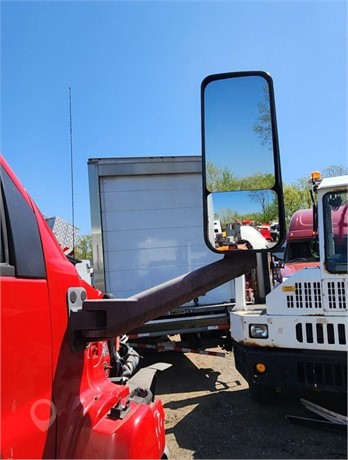 2006 GMC C6500 Used Glass Truck / Trailer Components for sale