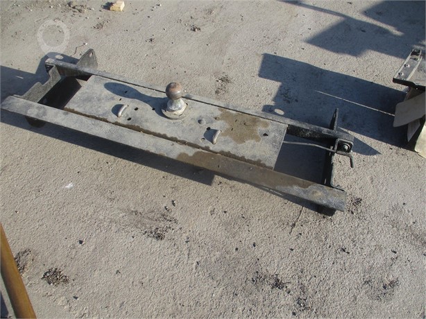 BW FLIP OVER BALL Used Fifth Wheel Truck / Trailer Components auction results