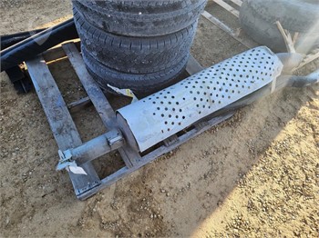 VERTICAL MUFFLER & HEAT SHIELD Used Other Truck / Trailer Components auction results