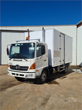 2006 HINO FC Used Pantech Trucks for sale