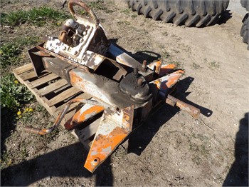 TRAILER PARTS HITCH AND JACKS AND MORE Used Other Truck / Trailer Components auction results