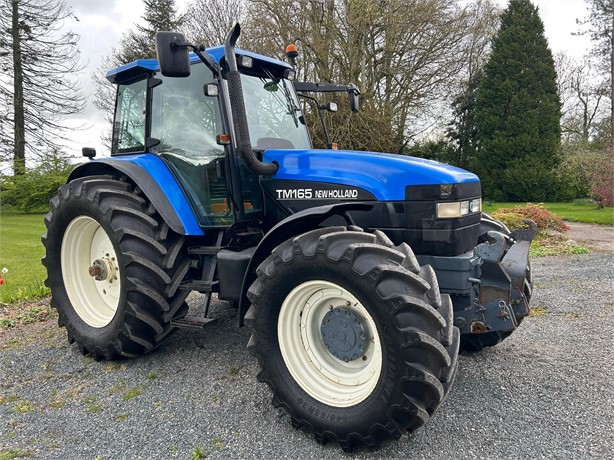 2001 NEW HOLLAND TM165 Used 100 HP to 174 HP Tractors for sale