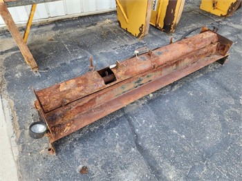 STEEL TAILGATE SPREADER Used Other Truck / Trailer Components auction results