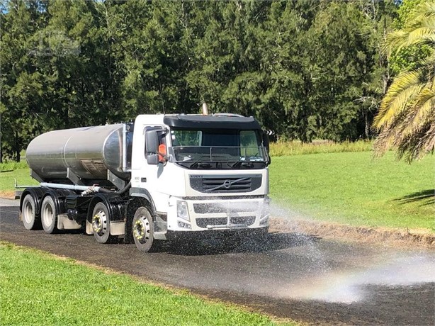 2009 VOLVO FM480 Used Water Trucks for sale