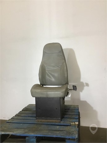 2009 VOLVO VNL42T300 Used Seat Truck / Trailer Components for sale